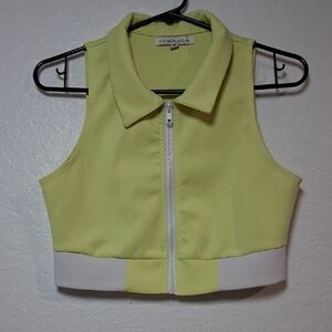Women Yellow and‎ White Sleeveless Jacket